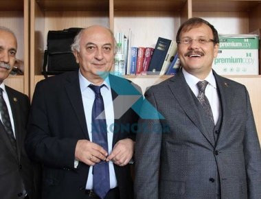 Χ.Τσαβούσογλου από Θράκη: «Μητέρα πατρίδα η Τουρκία» - «Μακεδονία» τα Σκόπια